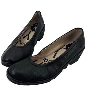 Women's FLY London Black Wedge Leather Upper Comfort Pump Size 36 / 5.5